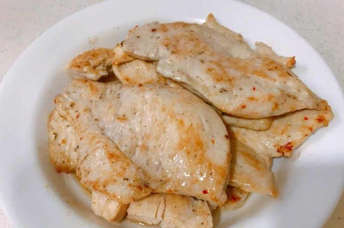 雞胸肉怎麼煎不柴 雞胸肉怎麼煎不柴
