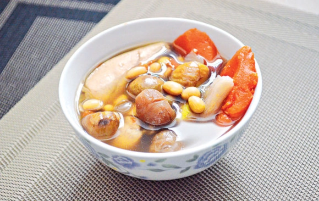 芝麻雞煲湯 功效