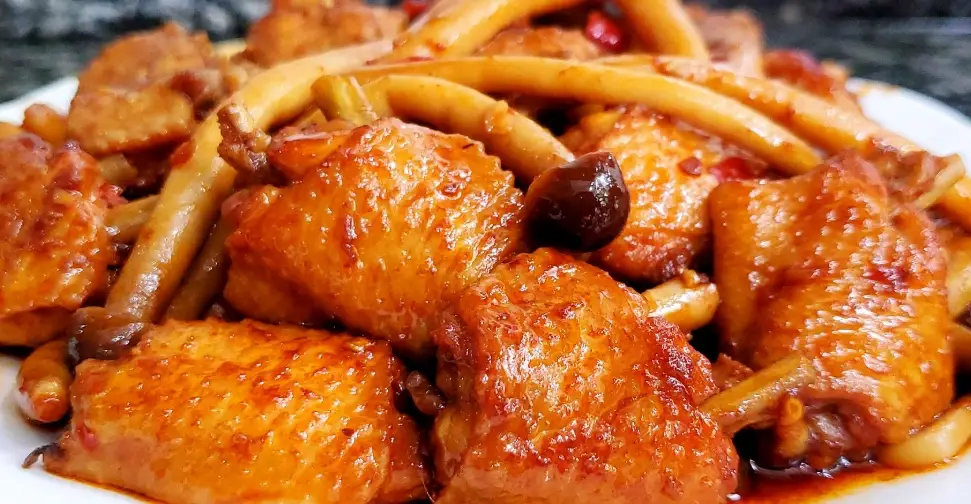 家常醬油炒雞肉