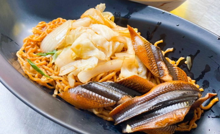 鱔魚意麵做法