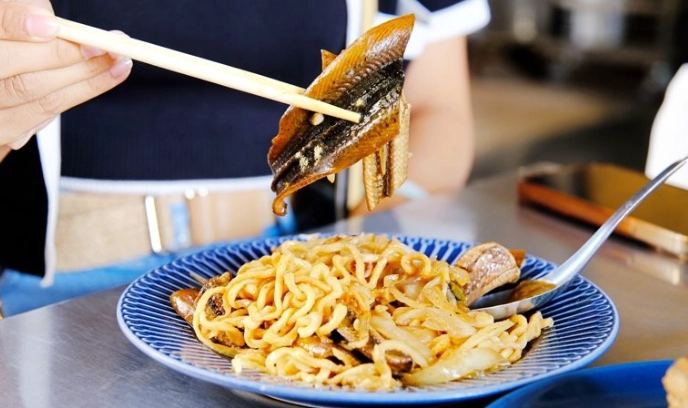 鱔魚意麵做法