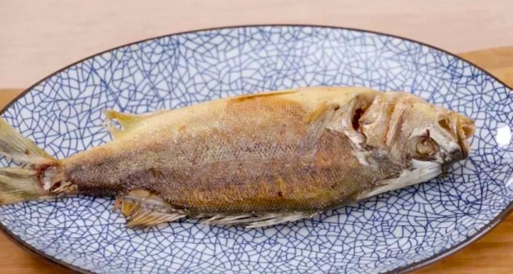 如何煎魚不破皮